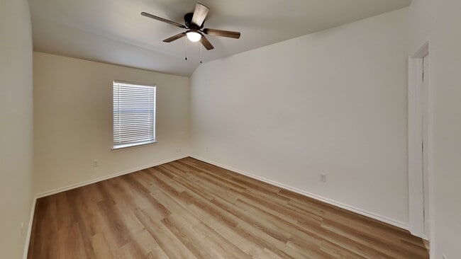 Building Photo - LUXURY BRAND NEW 3 Bedroom 2 Bath Duplex in Piedmont Schools (Neighborhood Park)