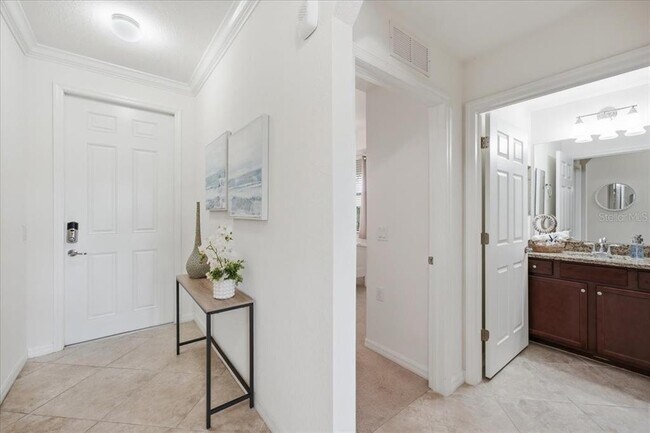 Building Photo - 16804 Vardon Ter