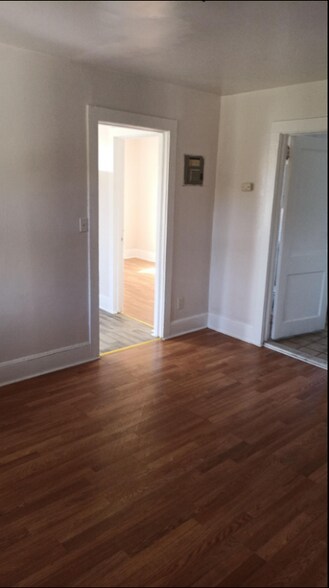 Building Photo - 1158 NY-32