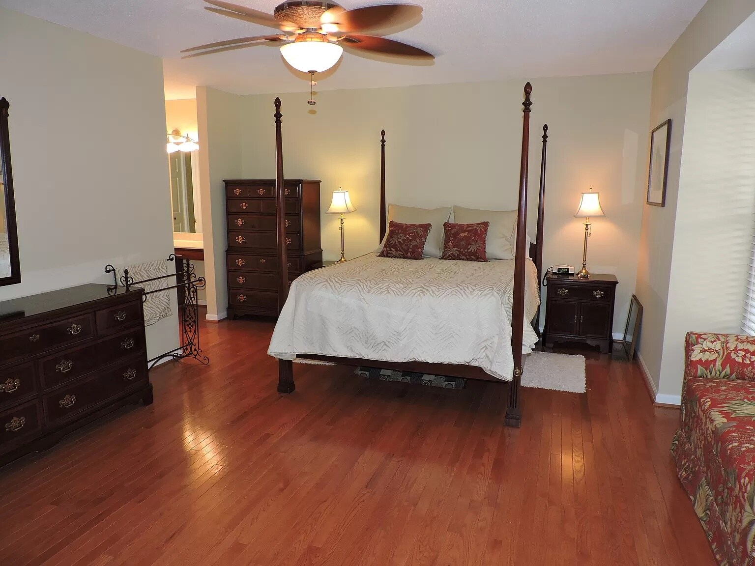 Building Photo - 125 Lost Tree Rd