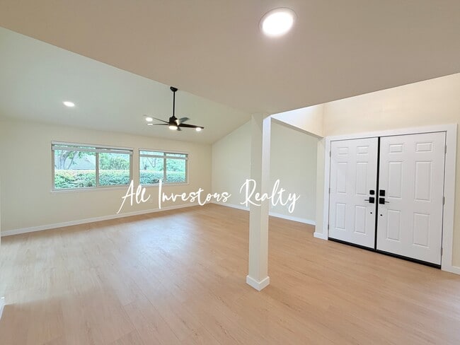 Building Photo - 4603 Driftwood Cir