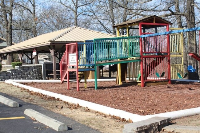 Building Photo - Live at Notch ESTATES- CLOSE TO SILVER DOLLAR CITY