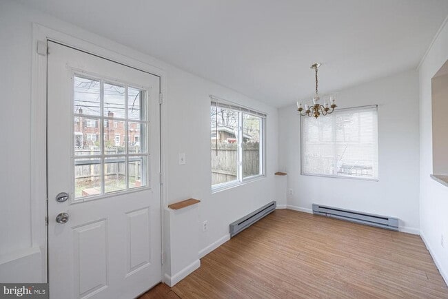 Building Photo - 156 Wesmond Dr