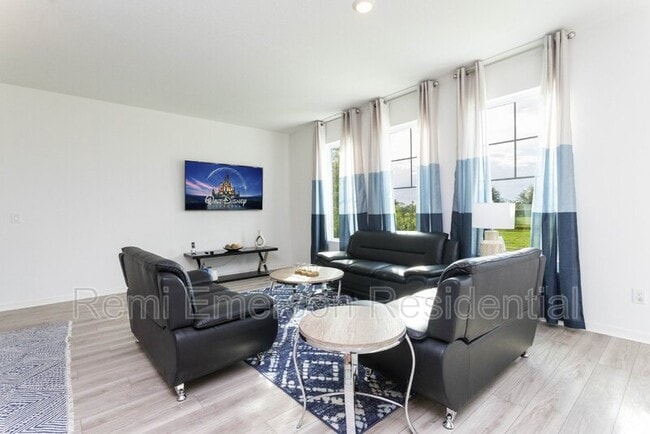 Building Photo - 700 Benoi Dr