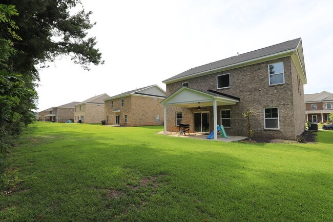 Building Photo - 870 Curlew Cir