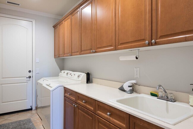 Building Photo - 245 Via Martelli