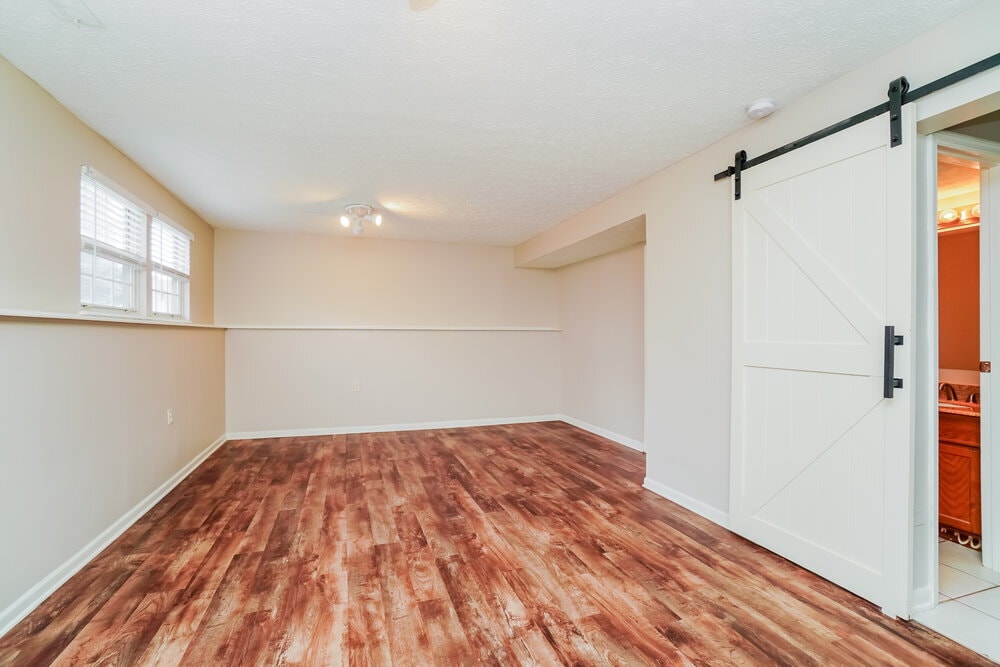 Building Photo - 4585 Marilyn St