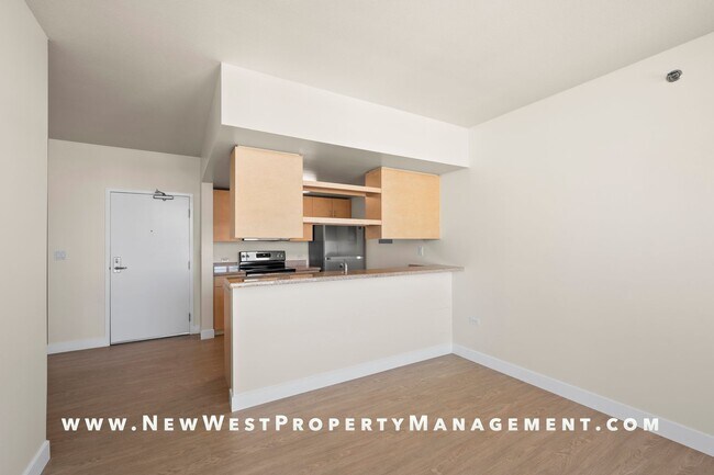 Building Photo - Light and Bright Little Italy 2-Bedroom at
