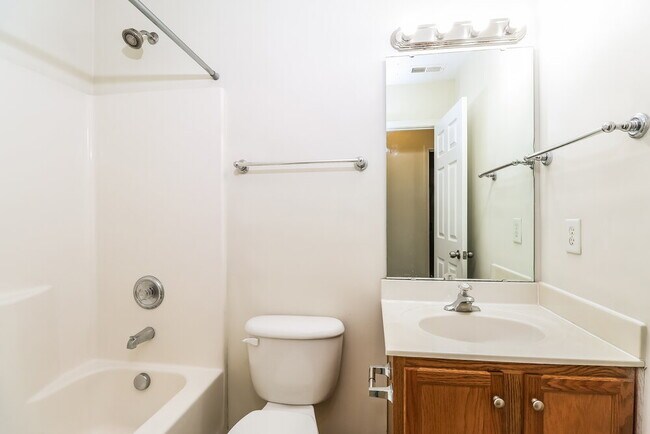 Building Photo - 16105 Long Talon Way