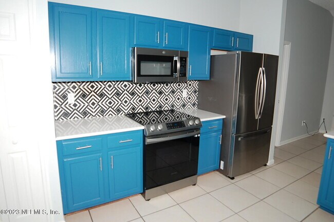 Building Photo - 2998 Brittany Bluff Dr