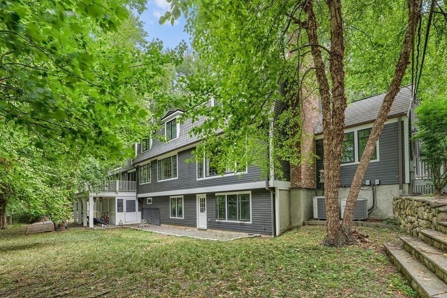 Exterior Side Rear - 40 Possum Rd