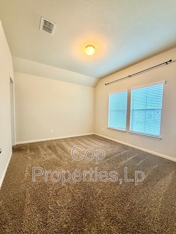 Building Photo - 8919 Olmstead Park