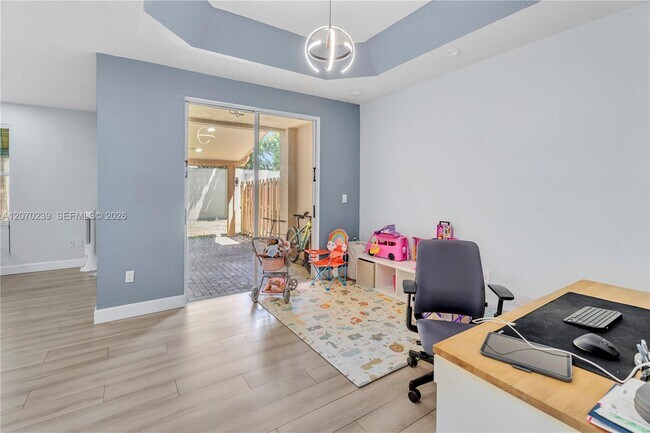 Building Photo - 11369 NW 73rd Terrace