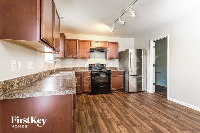 Building Photo - 108 Bedrock Ct