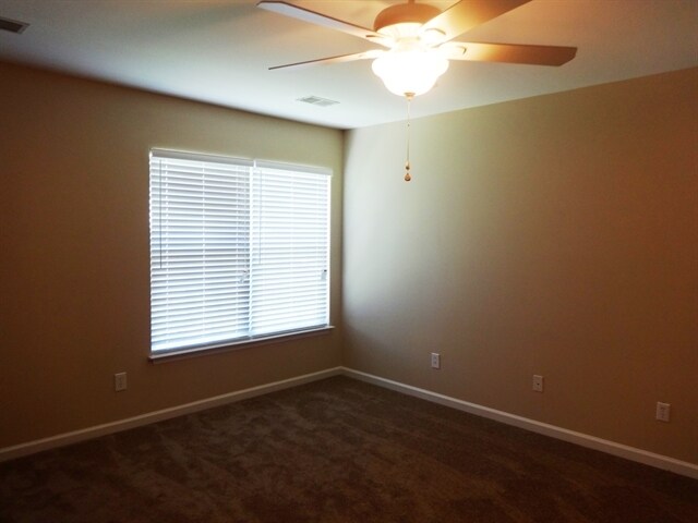 Building Photo - 123 Mockernut Dr