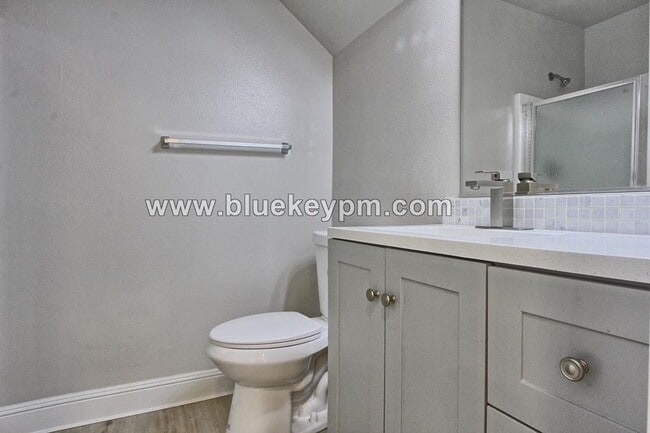 Building Photo - ADU   1 Bed, 1 Bath Unit in Well Established Neighborhood Near Silver Star Elementary