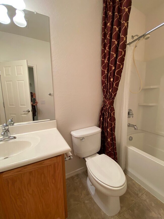 Building Photo - Anthem home coming soon!