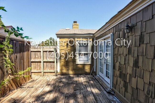 Building Photo - 2918 NW 17th St