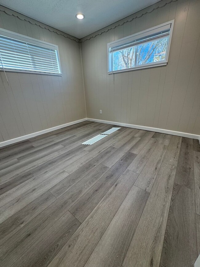 Building Photo - Beautiful home for rent in Salt Lake City!