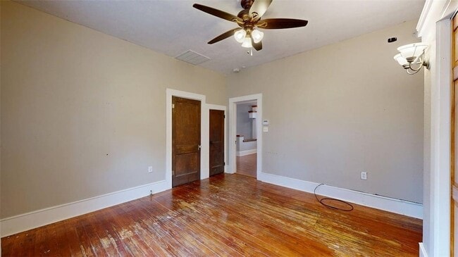 Building Photo - 307 Brogdon St