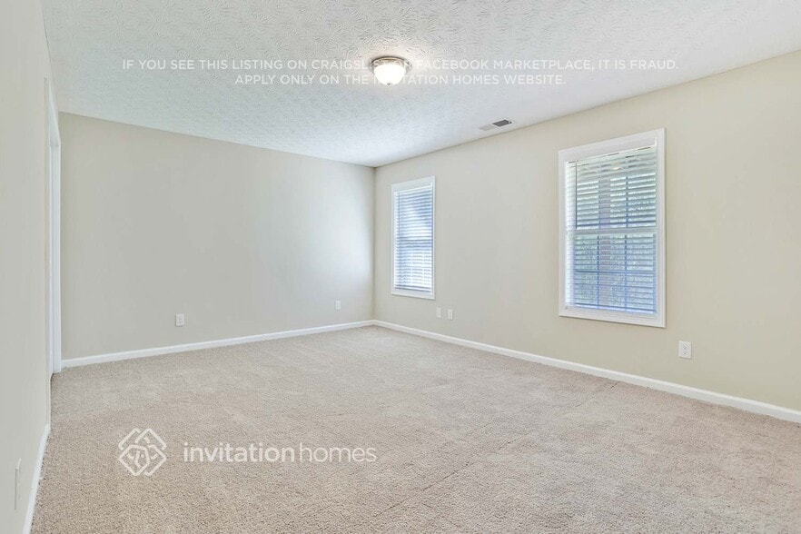 Building Photo - 105 Valley View Dr