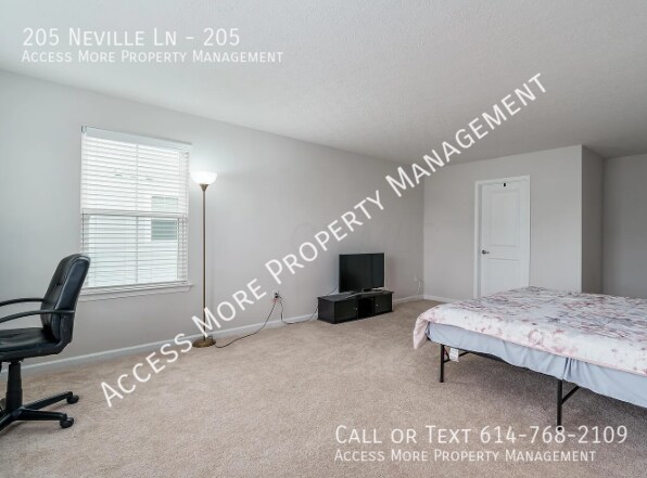 Building Photo - 205 Neville Ln