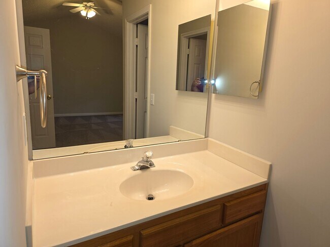 Building Photo - 9933 Birch Knoll Ct