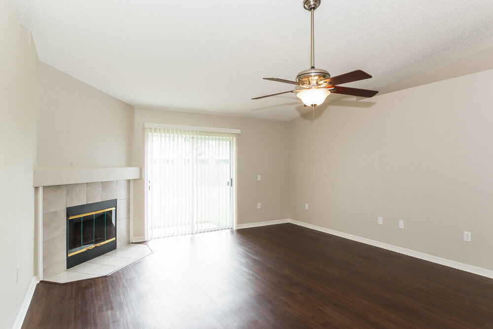 Building Photo - 1684 Dartmouth Dr