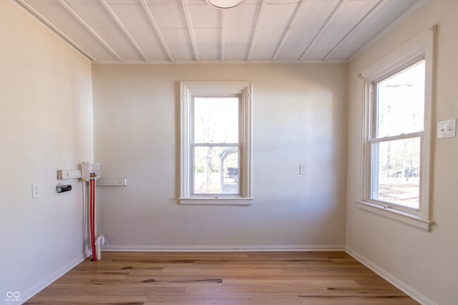 Building Photo - 1730 E 75th St