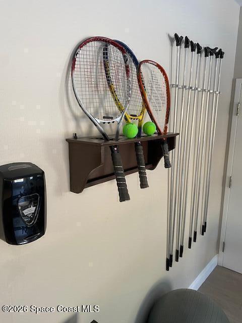 Building Photo - 9045 South Dr