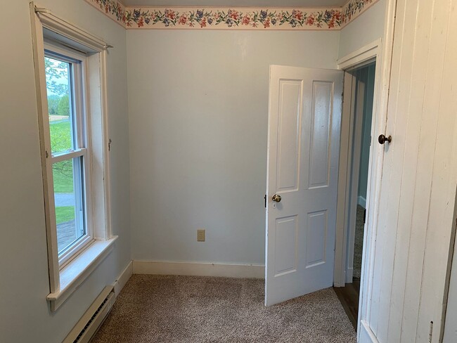 Building Photo - Coming soon! 4 Bedroom Farmhouse for Rent ...