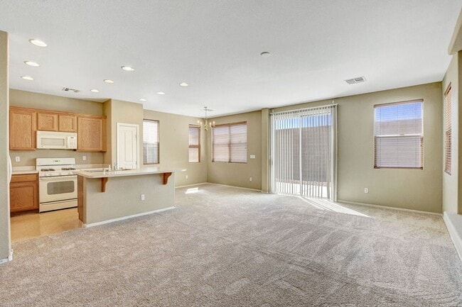 Building Photo - Charming Two Story Home