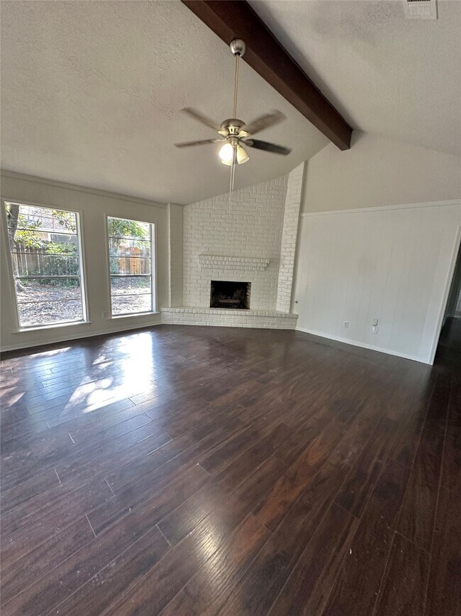 Building Photo - 29410 Binefield St