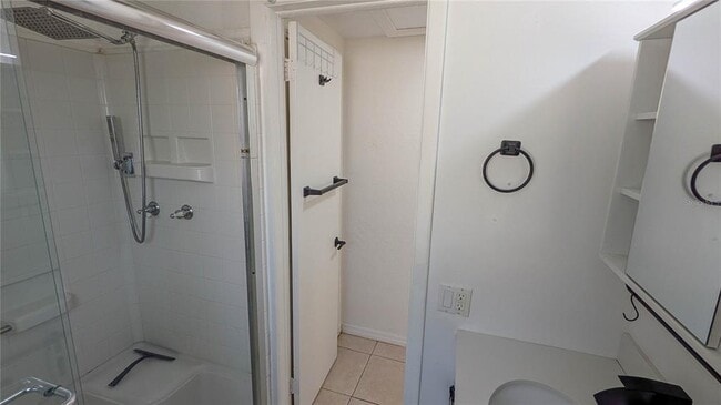 Building Photo - 11301 110th Terrace