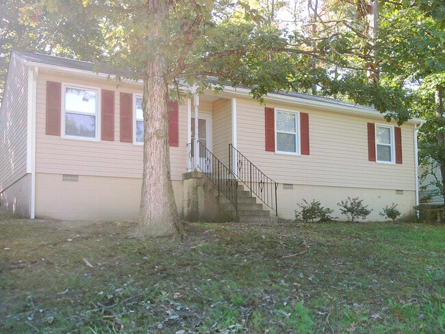 Building Photo - 5207 Cheshire Dr