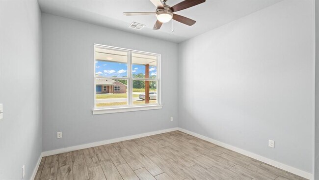 Building Photo - 213 Olde Ml Ct