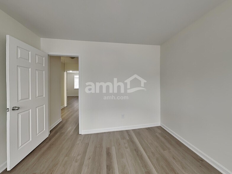 Building Photo - 25 Crossvine Way