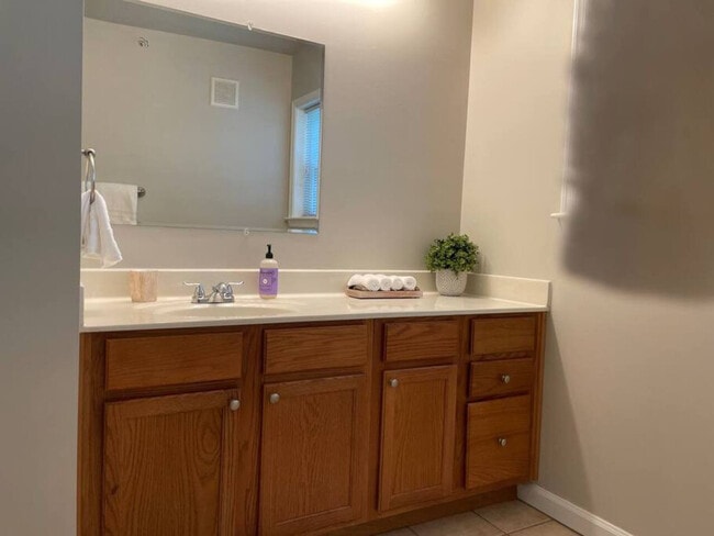 Building Photo - 3245 Clover Rd