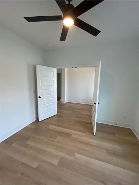 Building Photo - 5701 Lavender Ave