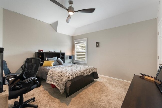 Building Photo - 664 Ranchers Club Ln