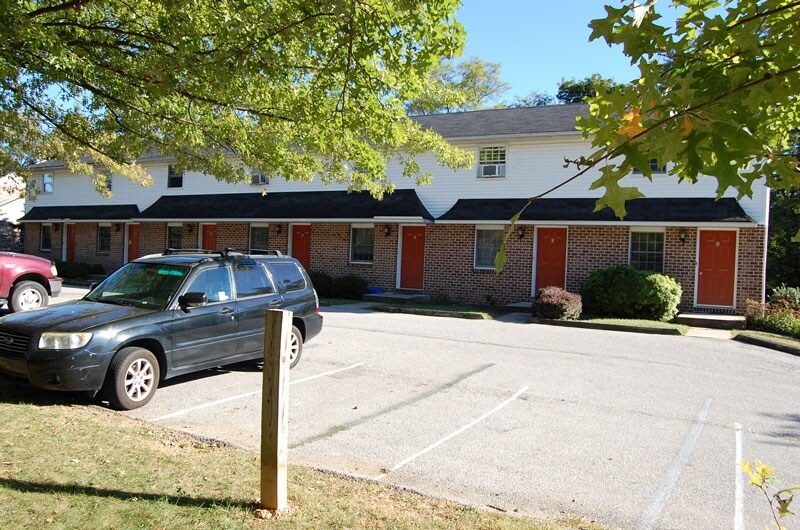 RANDELL 625670 Trolley Dr Dallastown PA 17313 Apartment Finder