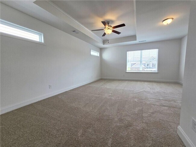 Building Photo - 7372 Rocklin Ln