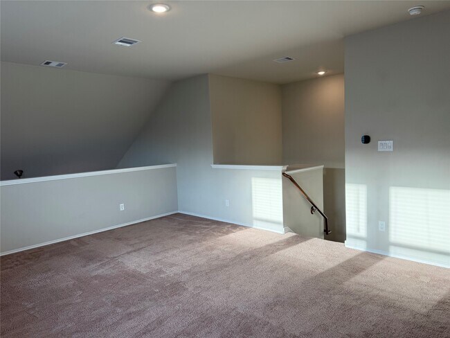 Building Photo - 8711 Windsong Trail Dr