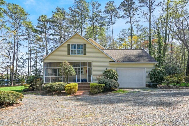 Building Photo - 14279 Eastfield Dr