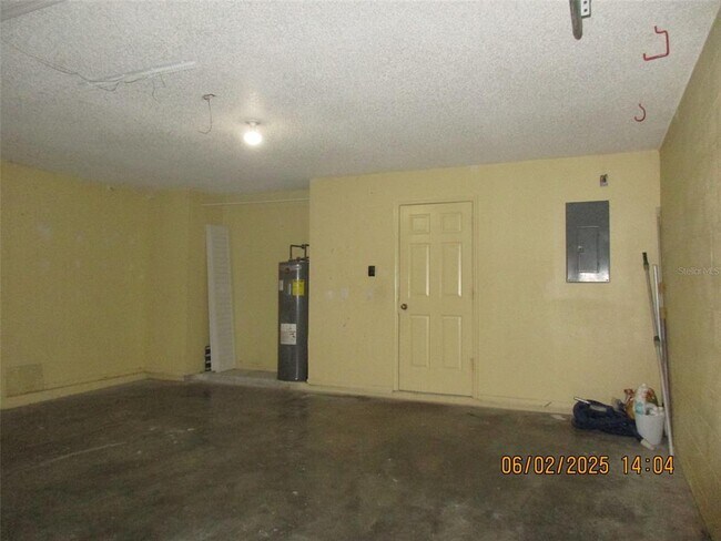 Building Photo - 14402 Huntingfield Dr