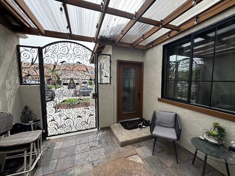 Building Photo - 27280 Arla St