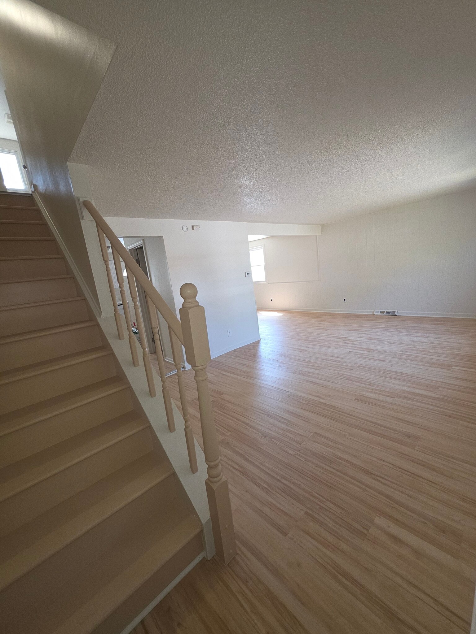 Building Photo - 130 Fairgreen Dr