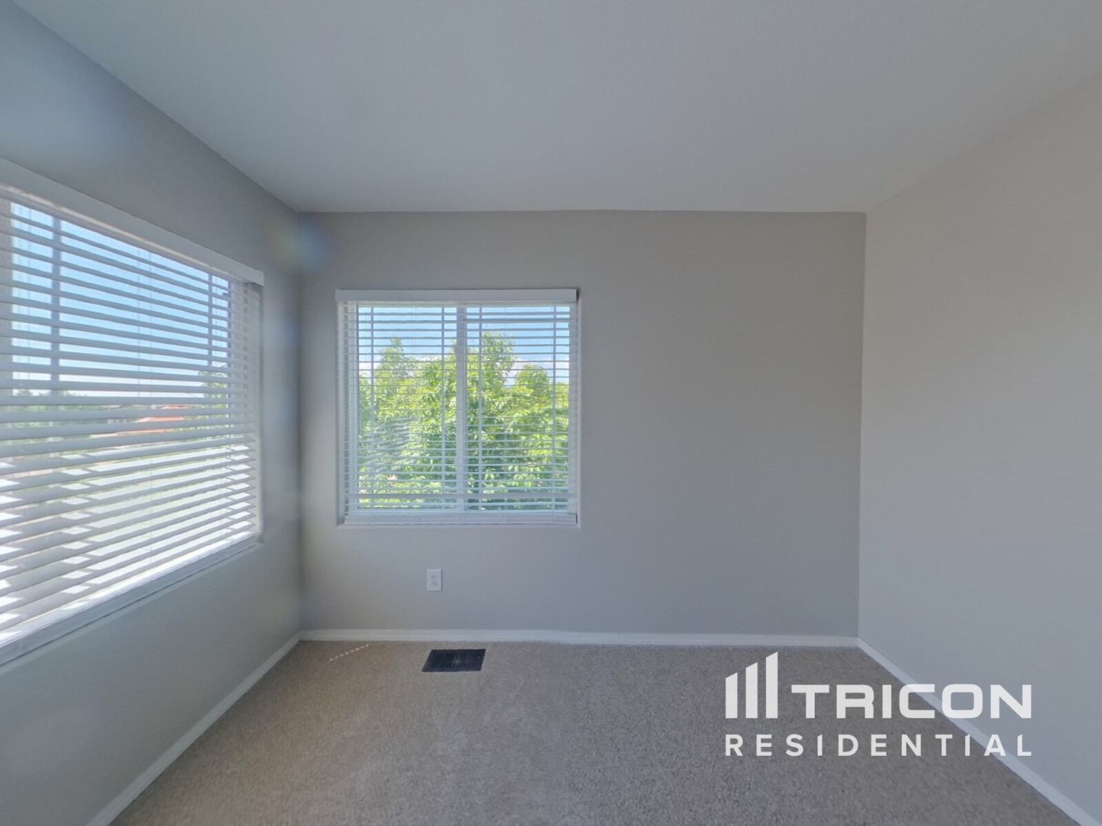 Building Photo - 6659 Silverwind Cir