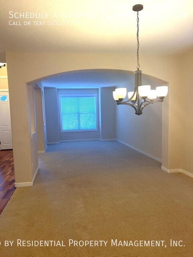 Building Photo - 15355 SW Greenfield Dr