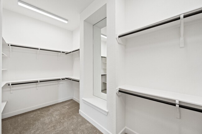 Building Photo - 5702 Diamond Dust Dr